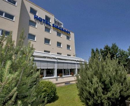 Stadt-Gut-Hotel Siegboot 지겐 외부 사진