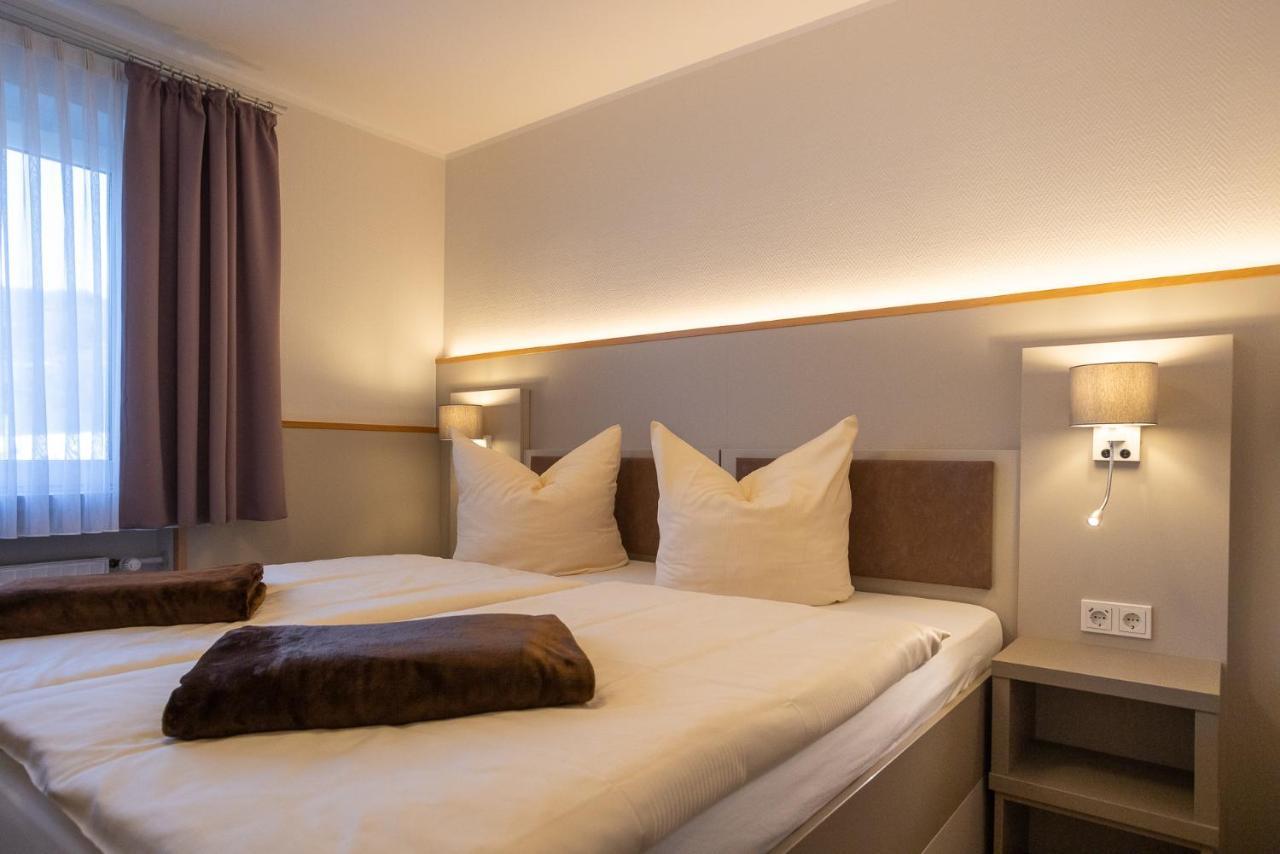 Stadt-Gut-Hotel Siegboot 지겐 외부 사진